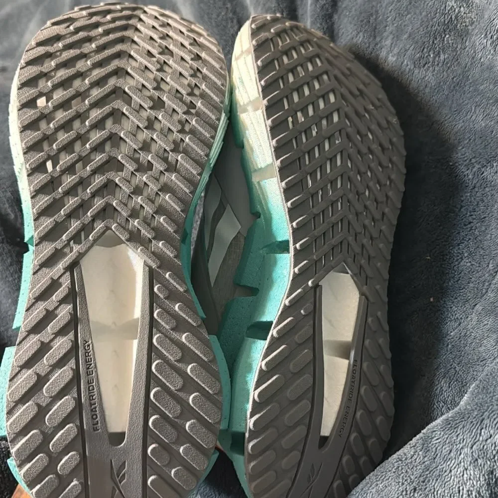 Reebok Floatzig Sneaker